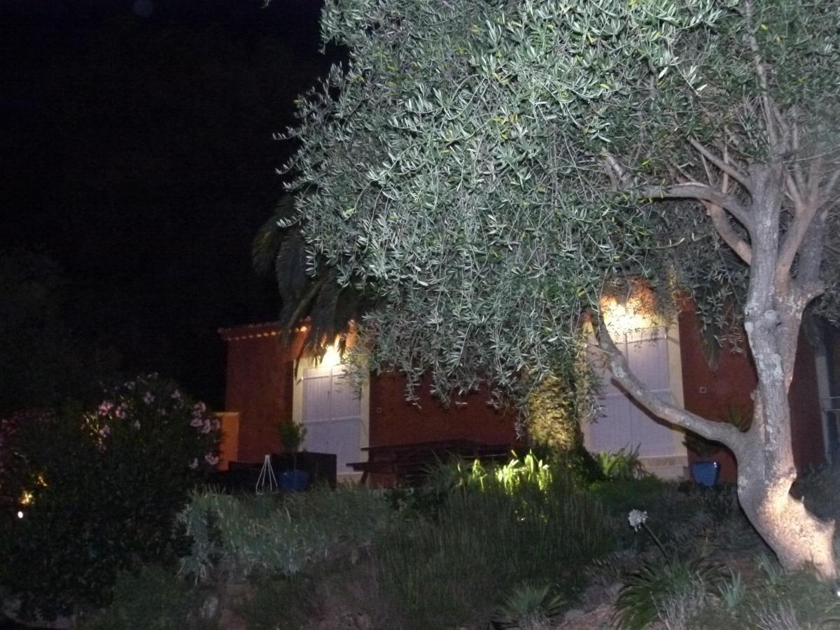 Soleil Rouge Apartamento Les Adrets-de-l'Esterel Quarto foto